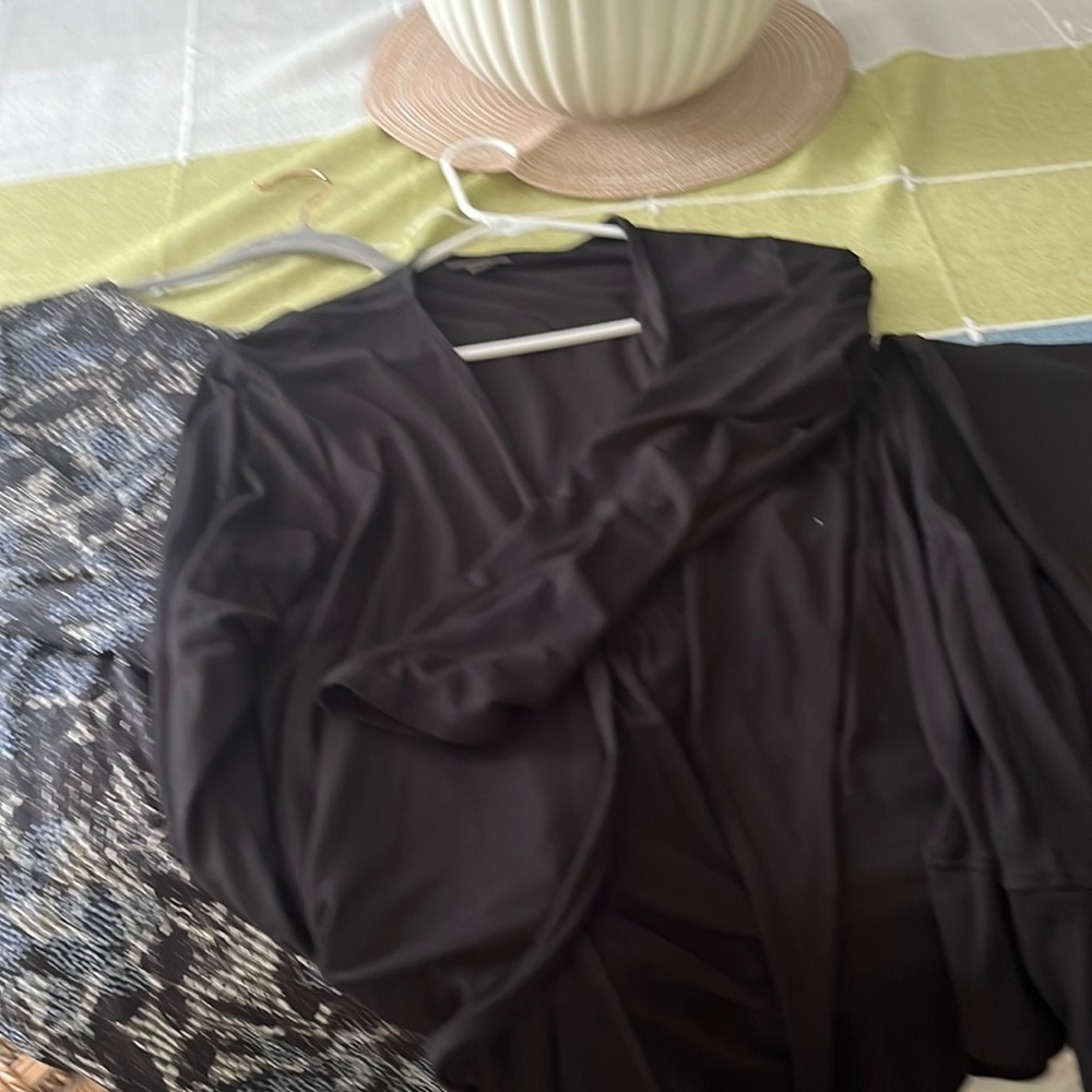 jjill wearever pant suit with top it is a size medium